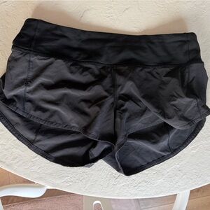Black lululemon speed up low rise shorts size 6